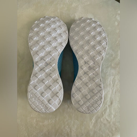 Reebok Women’s Sublite Speedpak Athletic MT Running Shoe (NIB) - Picture 9 of 10